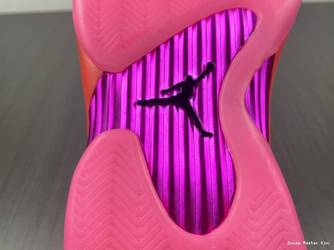 14 Jordan Pink Low Shocking (W) DH4121-600 Retro 0811